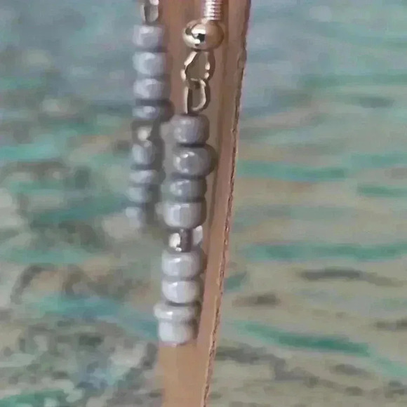 Handmade Beaded Necklace and Earrings Set - Picture 2 of 3